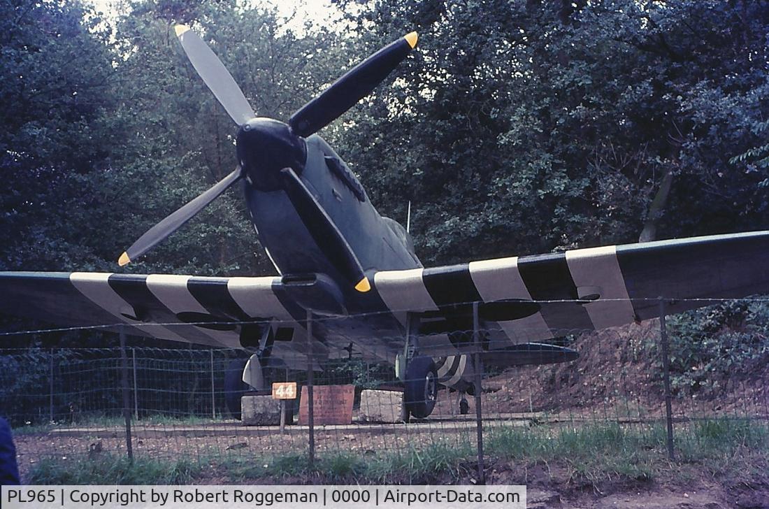 PL965, 1944 Supermarine 365 Spitfire PR.XI C/N 6S/504719, Supermarine Spitfire XI.Oorlogs en Verzetsmuseum Overloon.Netherlands.1975 restored in original PR colors at RAF Bruggen.Back in flying condition as G-MKXI.