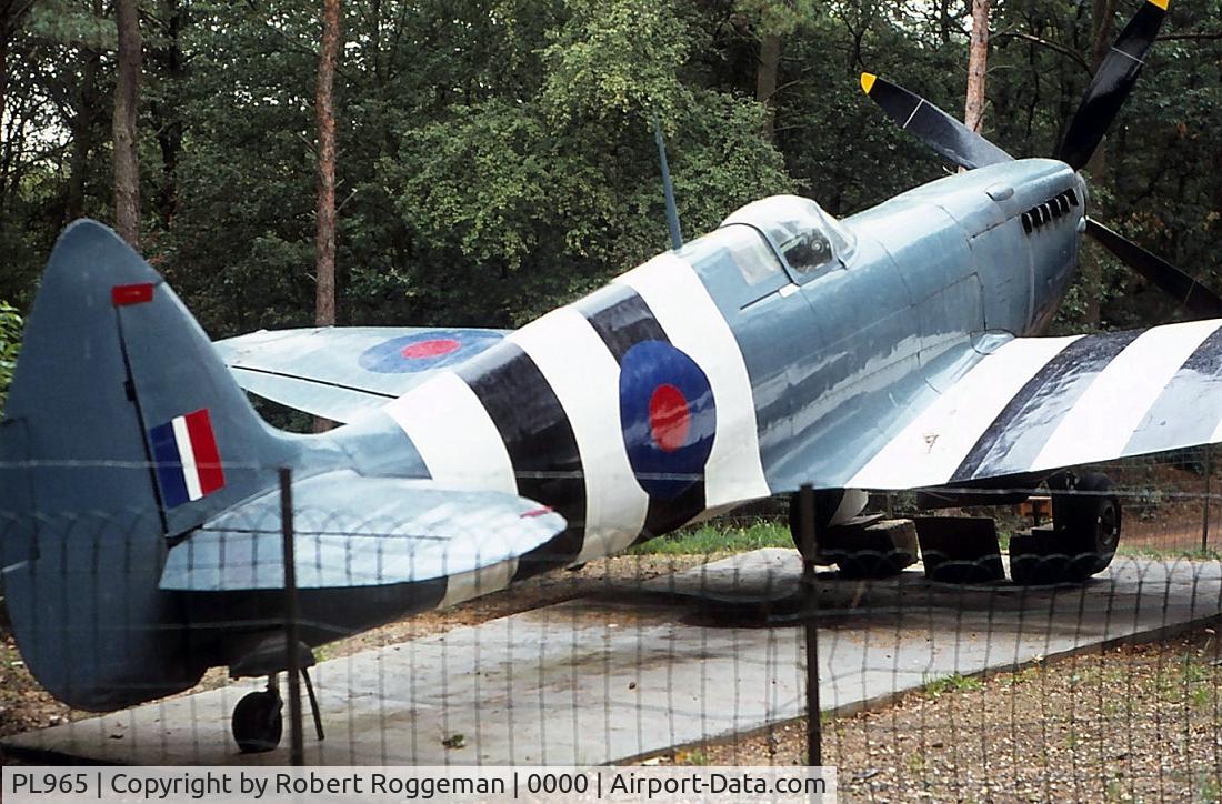 PL965, 1944 Supermarine 365 Spitfire PR.XI C/N 6S/504719, Supermarine Spitfire XI.Oorlogs en Verzetsmuseum Overloon.Netherlands.1975 restored in original PR colors at RAF Bruggen.Late 1970's.Back in flying condition as G-MKXI.