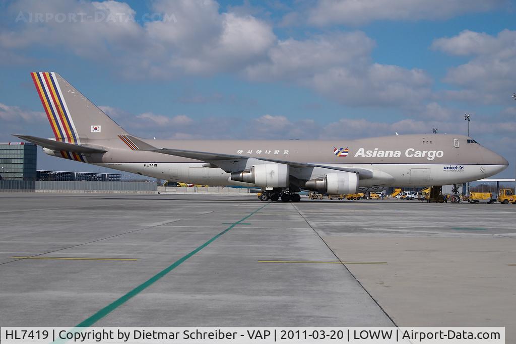 HL7419, 1994 Boeing 747-48EF (SCD) C/N 25781, Asiana Boeing 747-400