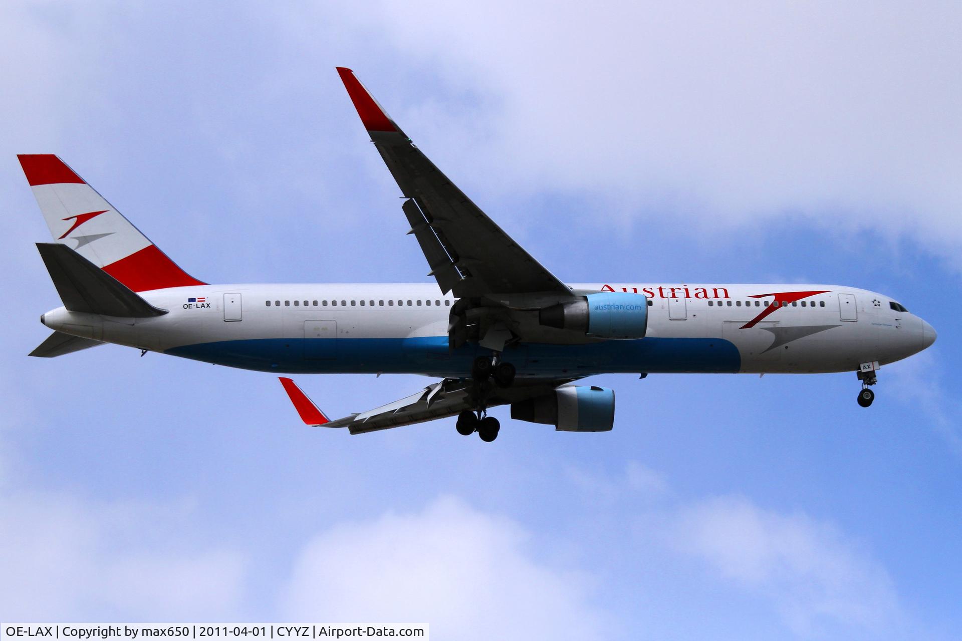 OE-LAX, 1992 Boeing 767-3Z9/ER C/N 27095, Austrian Airlines landing at YYZ.
