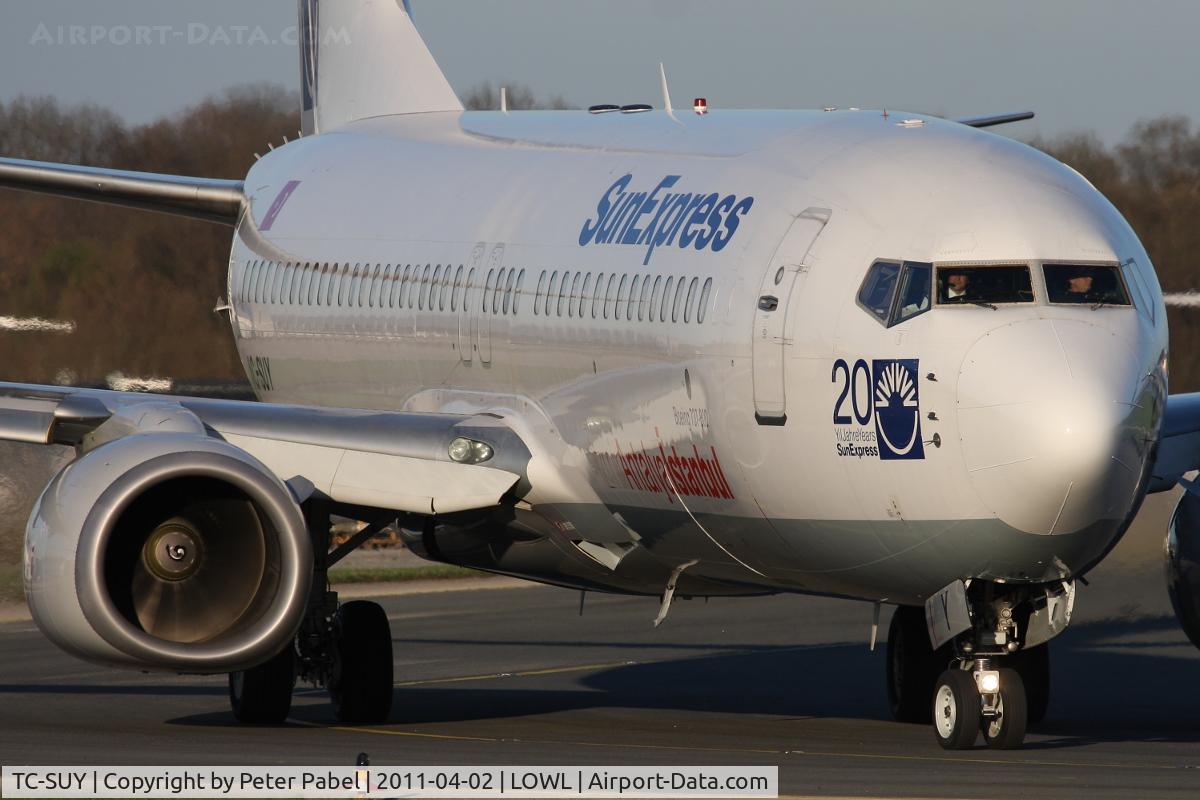 TC-SUY, 2001 Boeing 737-86N C/N 30806, LNZ
