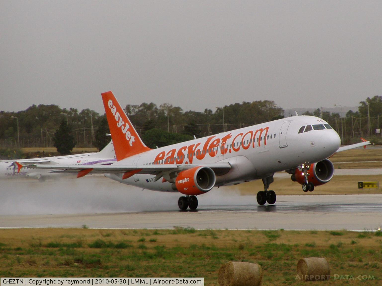 G-EZTN, 2009 Airbus A320-214 C/N 4006, A320 G-EZTN Easyjet