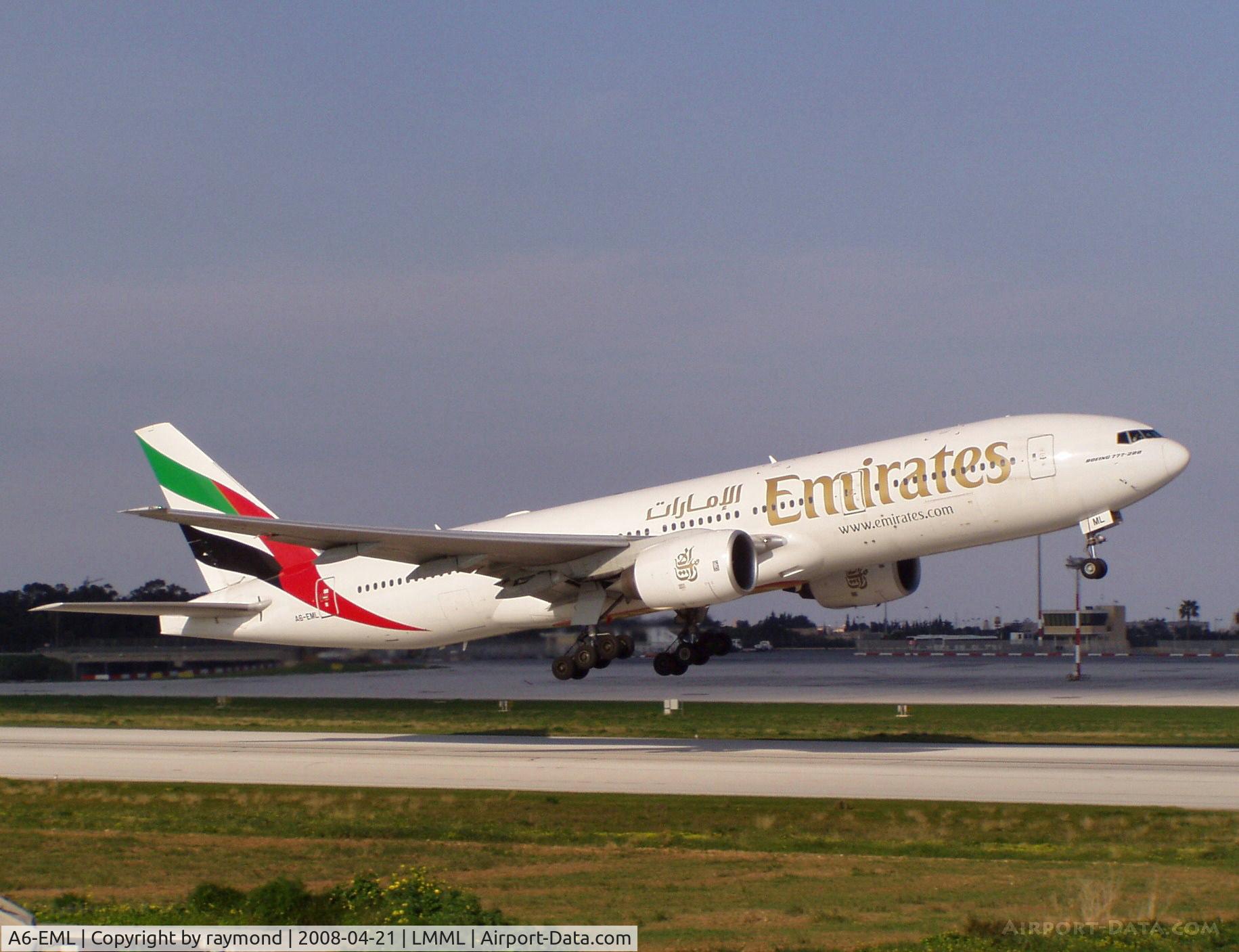 A6-EML, 1998 Boeing 777-21H/ER C/N 29325, B777 A6-EML Emirates