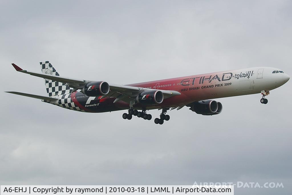 A6-EHJ, 2008 Airbus A340-642X C/N 933, A340 A6-EXJ Etihad in Formula 1 special livery