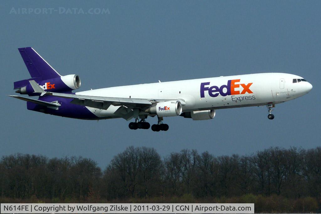 N614FE, 1992 McDonnell Douglas MD-11F C/N 48528, visitor