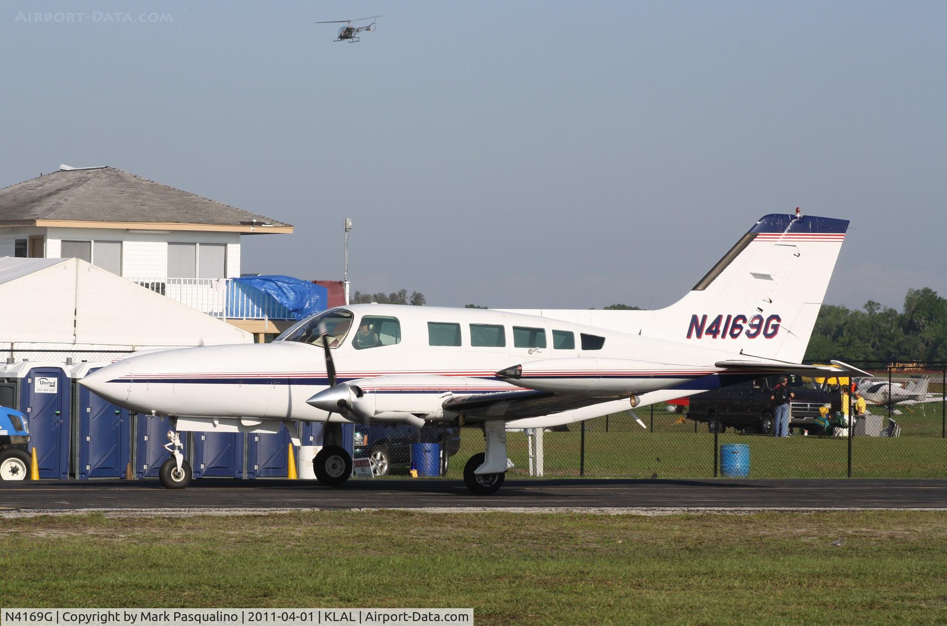 N4169G, Cessna 402B Businessliner C/N 402B1215, Cessna 402B