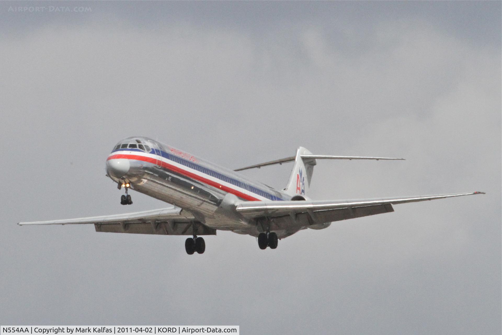 N554AA, 1991 McDonnell Douglas MD-82 (DC-9-82) C/N 53084, American Airlines Mcdonnell Douglas DC-9-82, AAL674 arriving from KSTL, on final RWY 28 KORD.
