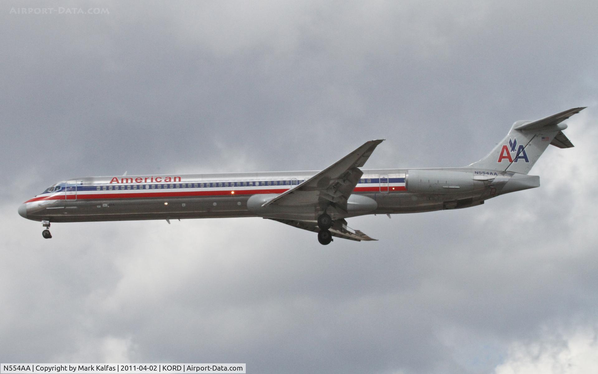 N554AA, 1991 McDonnell Douglas MD-82 (DC-9-82) C/N 53084, American Airlines Mcdonnell Douglas DC-9-82, AAL674 arriving from KSTL, on final RWY 28 KORD.
