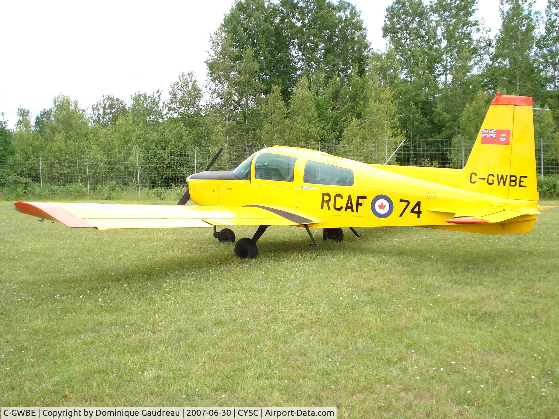 C-GWBE, 1974 American Aviation AA-5 Traveler C/N AA5-0531, Faucheur de marguerite