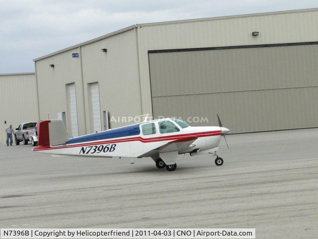 N7396B, 1954 Beech E35 C/N D-3872, Taxiing towards the runway for take off