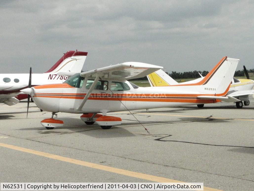 N62531, 1981 Cessna 172P C/N 17275296, Tied down and parked