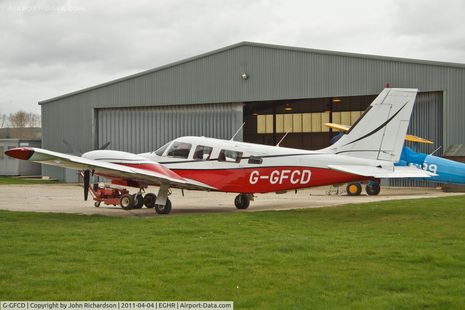 G-GFCD, 1981 Piper PA-34-220T Seneca III C/N 34-8133073, Outside Maintenance