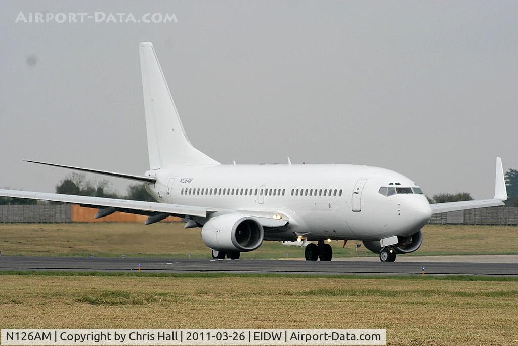 N126AM, 2001 Boeing 737-7BK C/N 30617, Departing on its delivery flight to Aeroméxico