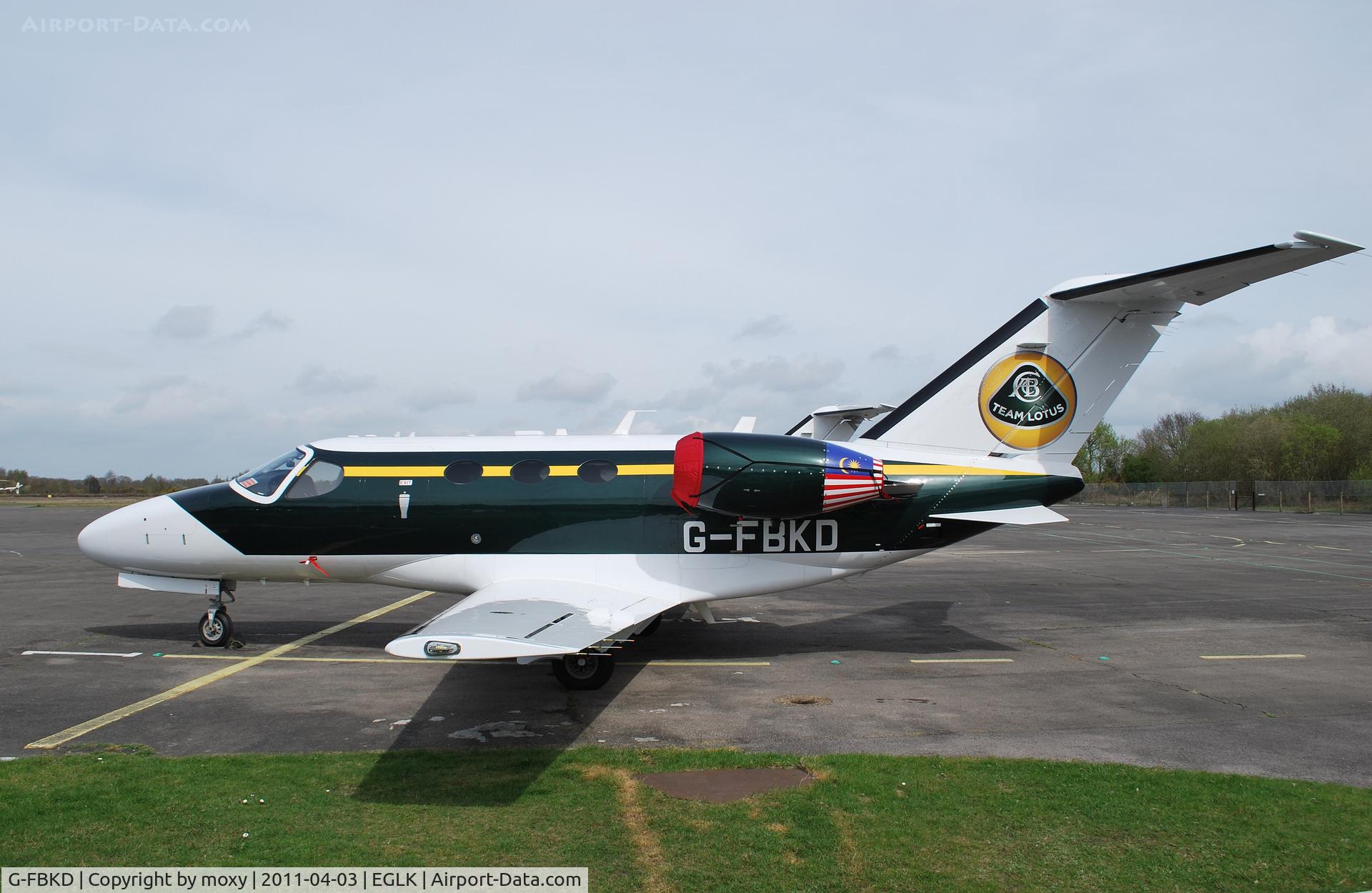 G-FBKD, 2010 Cessna 510 Citation Mustang Citation Mustang C/N 510-0346, Citation Mustang in a particularly naff colour scheme, at Blackbushe.