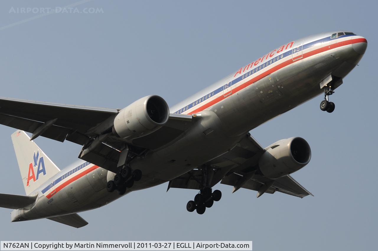 N762AN, 2002 Boeing 777-223 C/N 31479, American Airlines