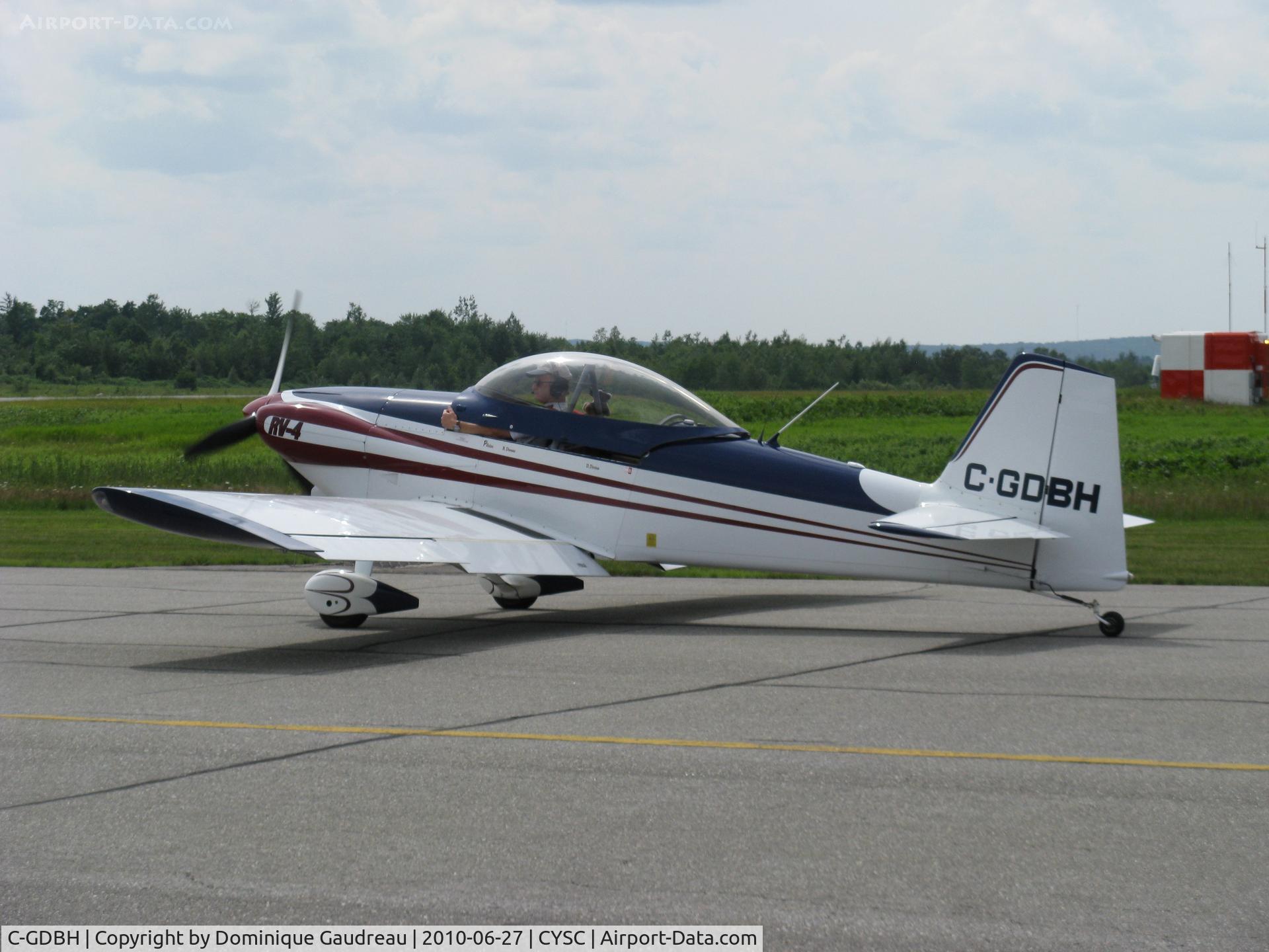 C-GDBH, 1985 Vans RV-4 C/N 582, Faucheur de Marguerite