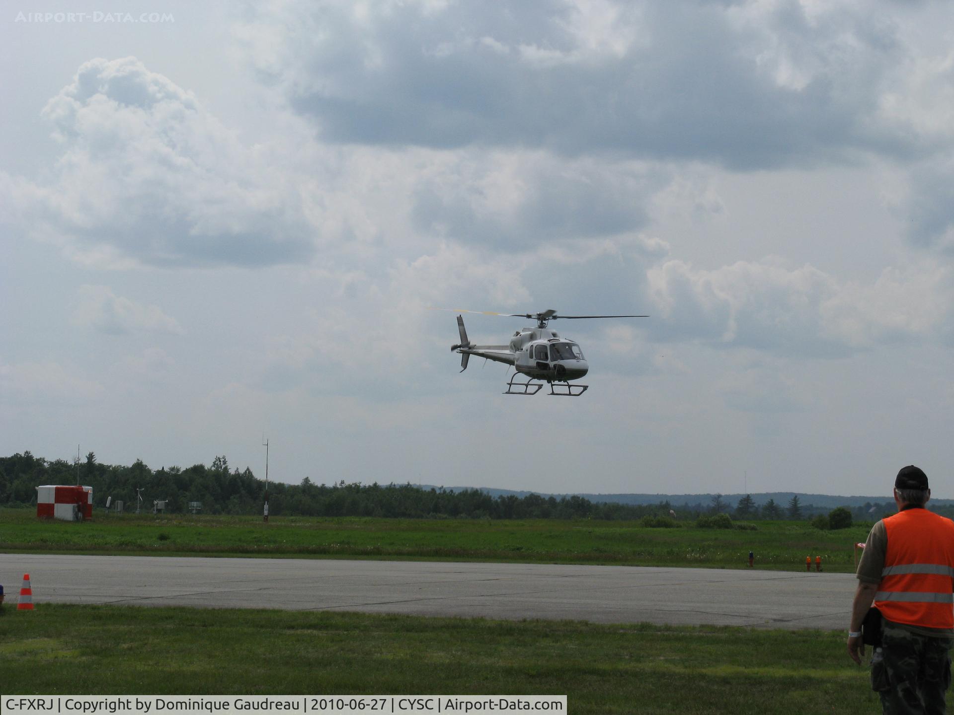 C-FXRJ, 1982 Aerospatiale AS-355F-2 Ecureuil 2 C/N 5122, Faucheur de marguerite