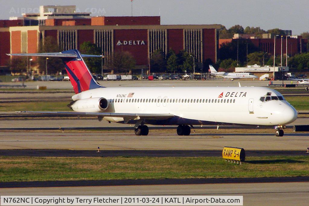 N762NC, 1976 McDonnell Douglas DC-9-51 C/N 47710, ex NW 1976 Mcdonnell Douglas DC-9-51, c/n: 47710 now in its new Delta livery