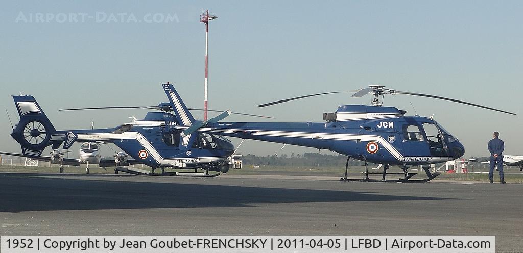 1952, 1986 Aérospatiale AS-350BA Ecureuil C/N 1952, France Gendarmerie