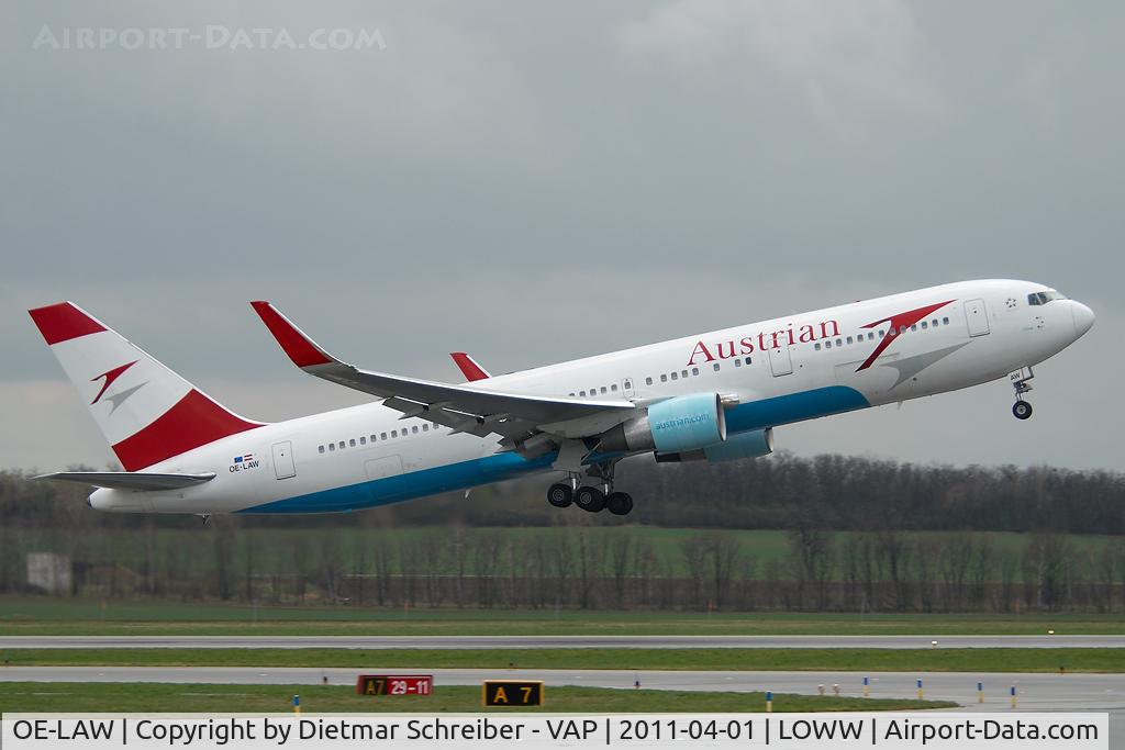 OE-LAW, 1992 Boeing 767-3Z9/ER C/N 26417, Austrian Airlines Boeing 767-300