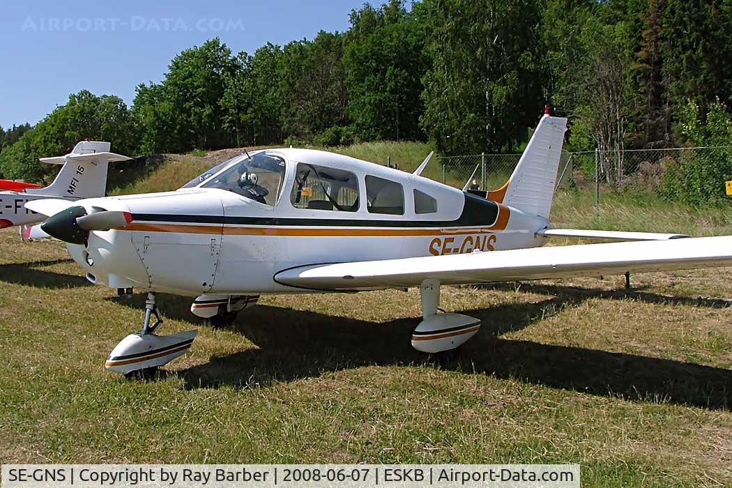SE-GNS, 1976 Piper PA-28-151 Cherokee Warrior C/N 28-7615340, Piper PA-28-151 Cherokee Warrior [28-7615340] Stockholm-Barkarby~SE 07/06/2008