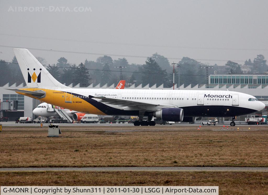 G-MONR, 1989 Airbus A300B4-605R C/N 540, Taxiing to his gate...