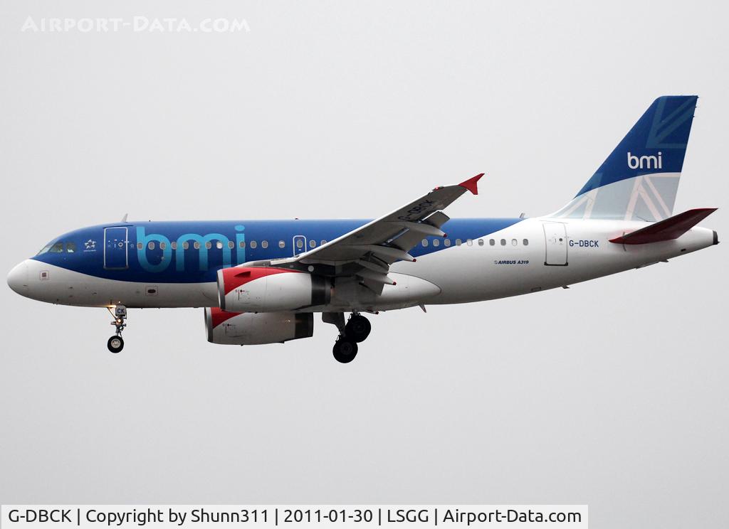 G-DBCK, 2007 Airbus A319-131 C/N 3049, Landing rwy 05