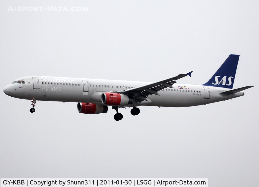 OY-KBB, 2001 Airbus A321-232 C/N 1642, Landing rwy 05