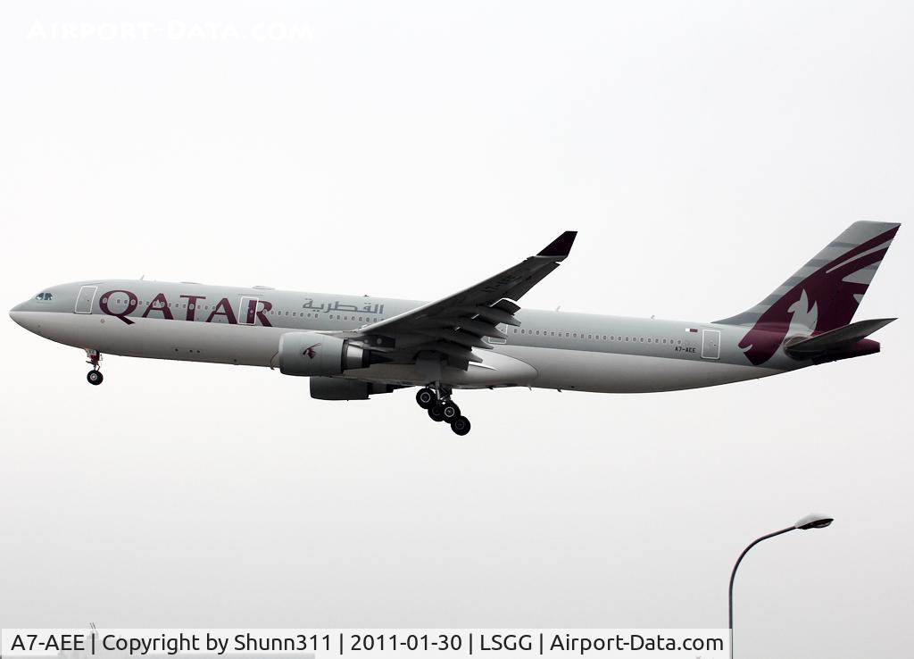 A7-AEE, 2005 Airbus A330-302 C/N 711, Landing rwy 05
