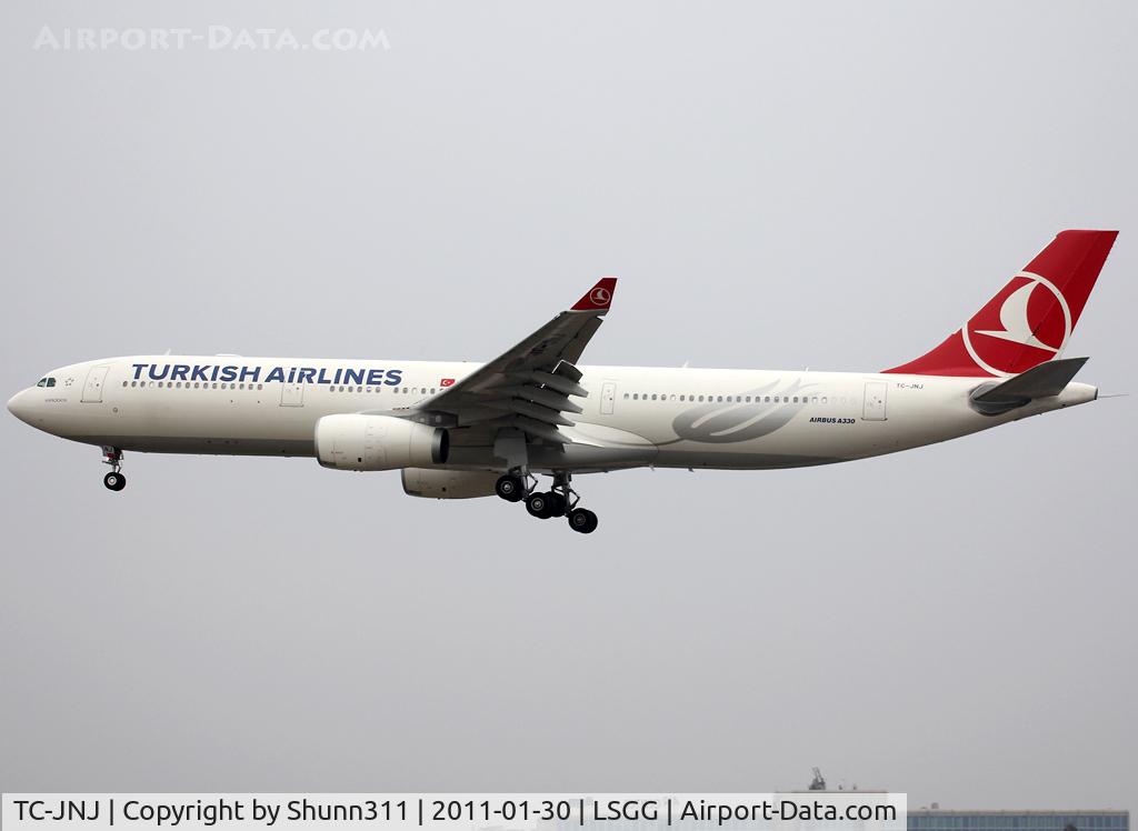 TC-JNJ, 2010 Airbus A330-343X C/N 1170, Landing rwy 05