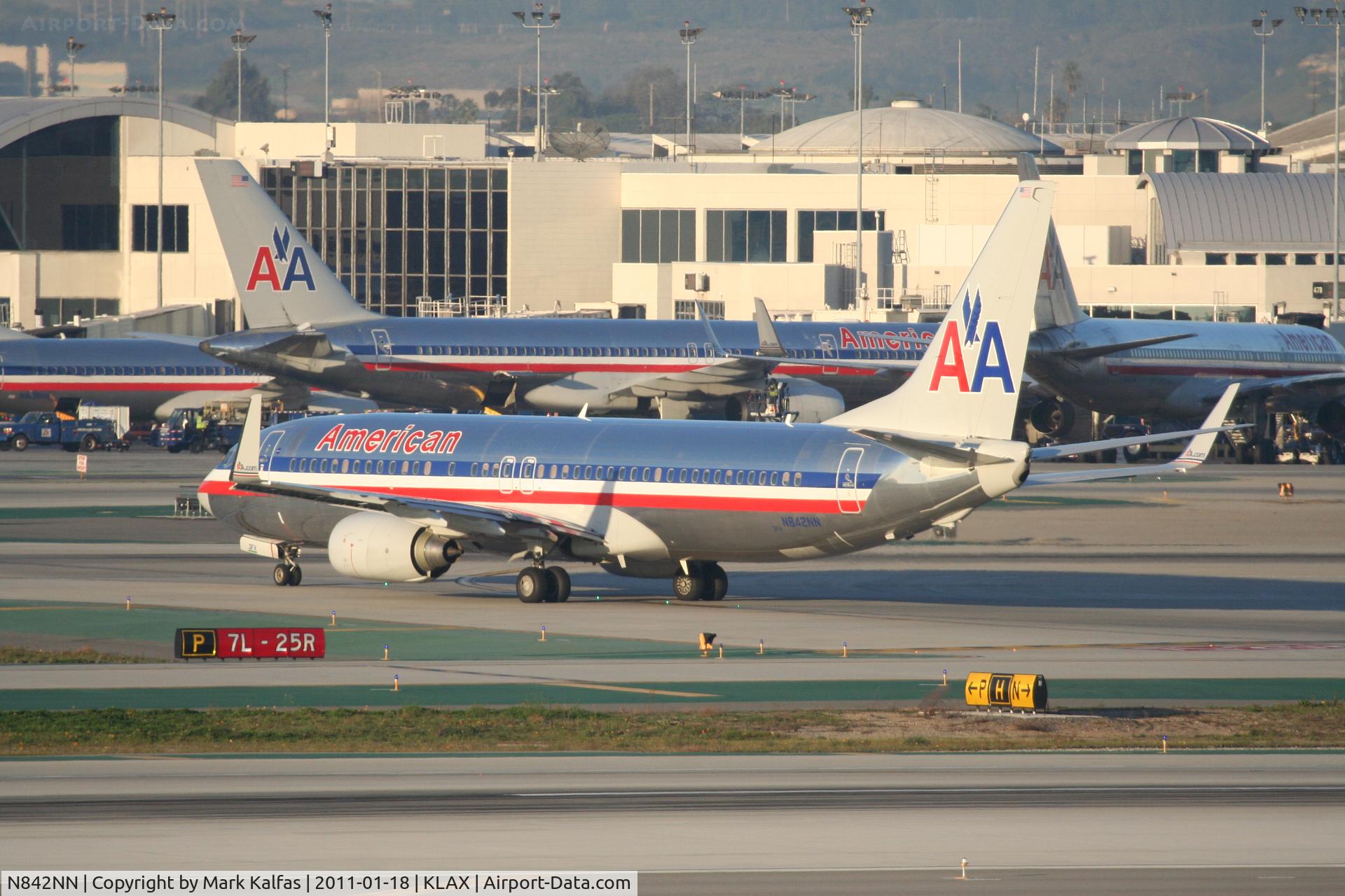N842NN, 2010 Boeing 737-823 C/N 31099, American Airlines Boeing 737-823, AAL2246 arriving from KSFO, on TWY P.