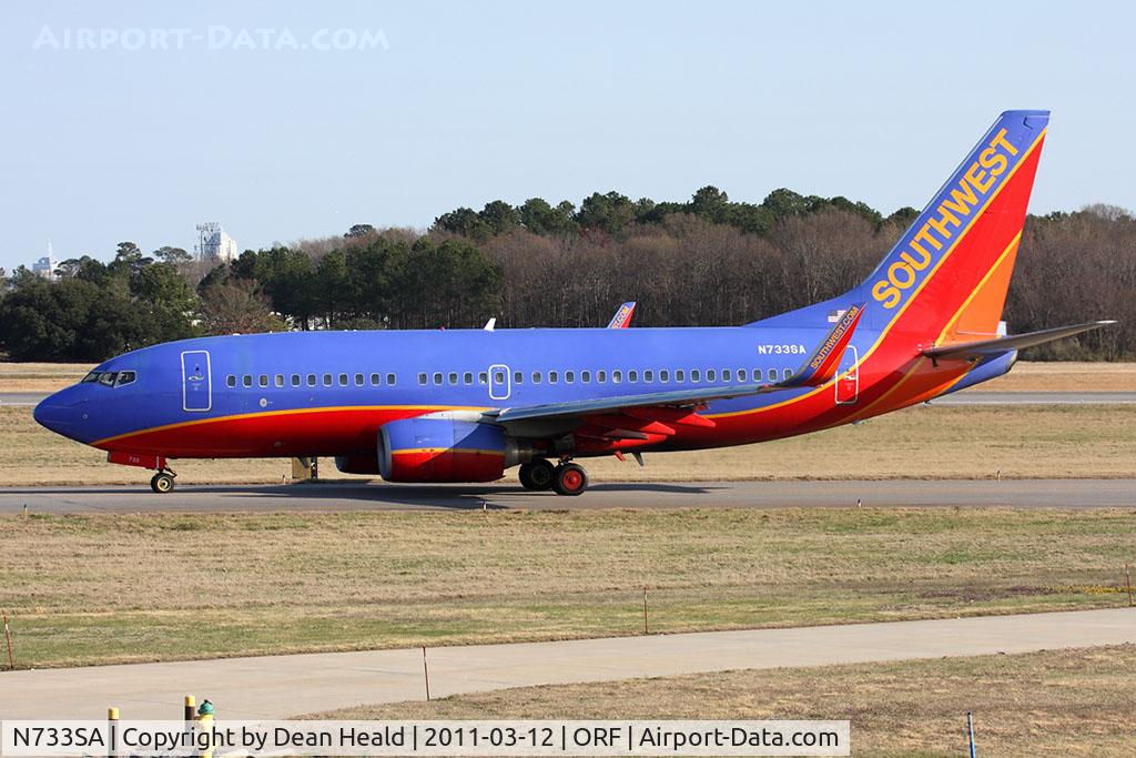 N733SA, 1999 Boeing 737-7H4 C/N 27865, Southwest Airlines N733SA taxiing to RWY 23 for departure to Las Vegas McCarran Int'l (KLAS).