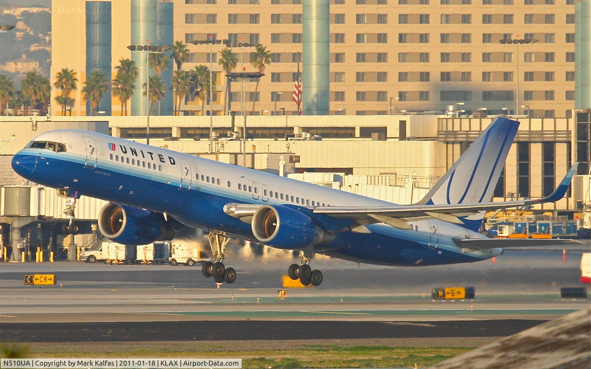 N510UA, 1990 Boeing 757-222 C/N 24780, United Airlines Boeing 757-222, UAL28 departing RWY 25R KLAX enroute to KJFK