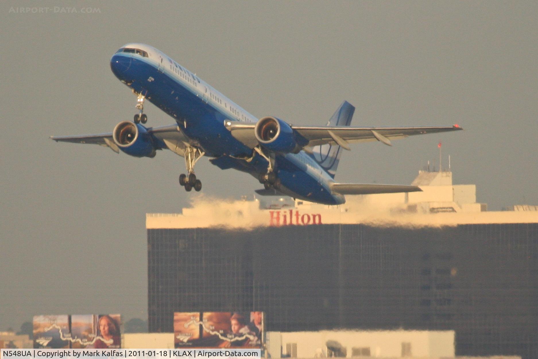 N548UA, 1992 Boeing 757-222 C/N 25396, United Airlines Boeing 757-222, UAL748 RWY 25R departure KLAX enroute to KDEN.