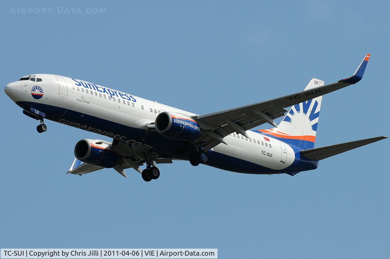 TC-SUI, 2003 Boeing 737-8CX C/N 32367, SunExpress