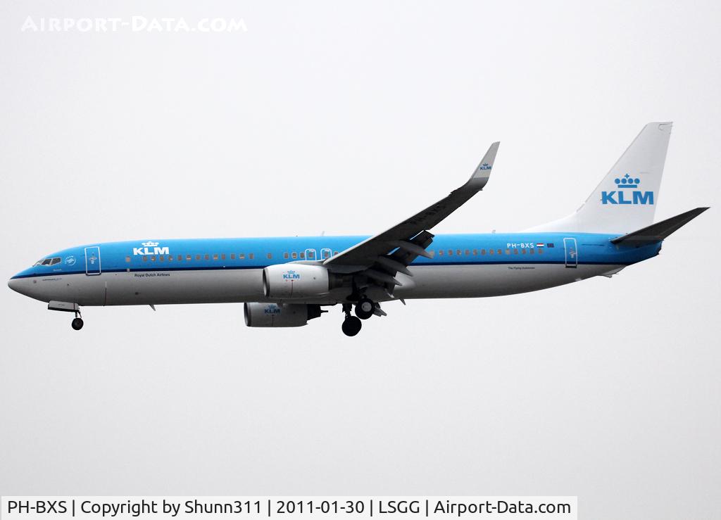 PH-BXS, 2001 Boeing 737-9K2 C/N 29602, Landing rwy 05