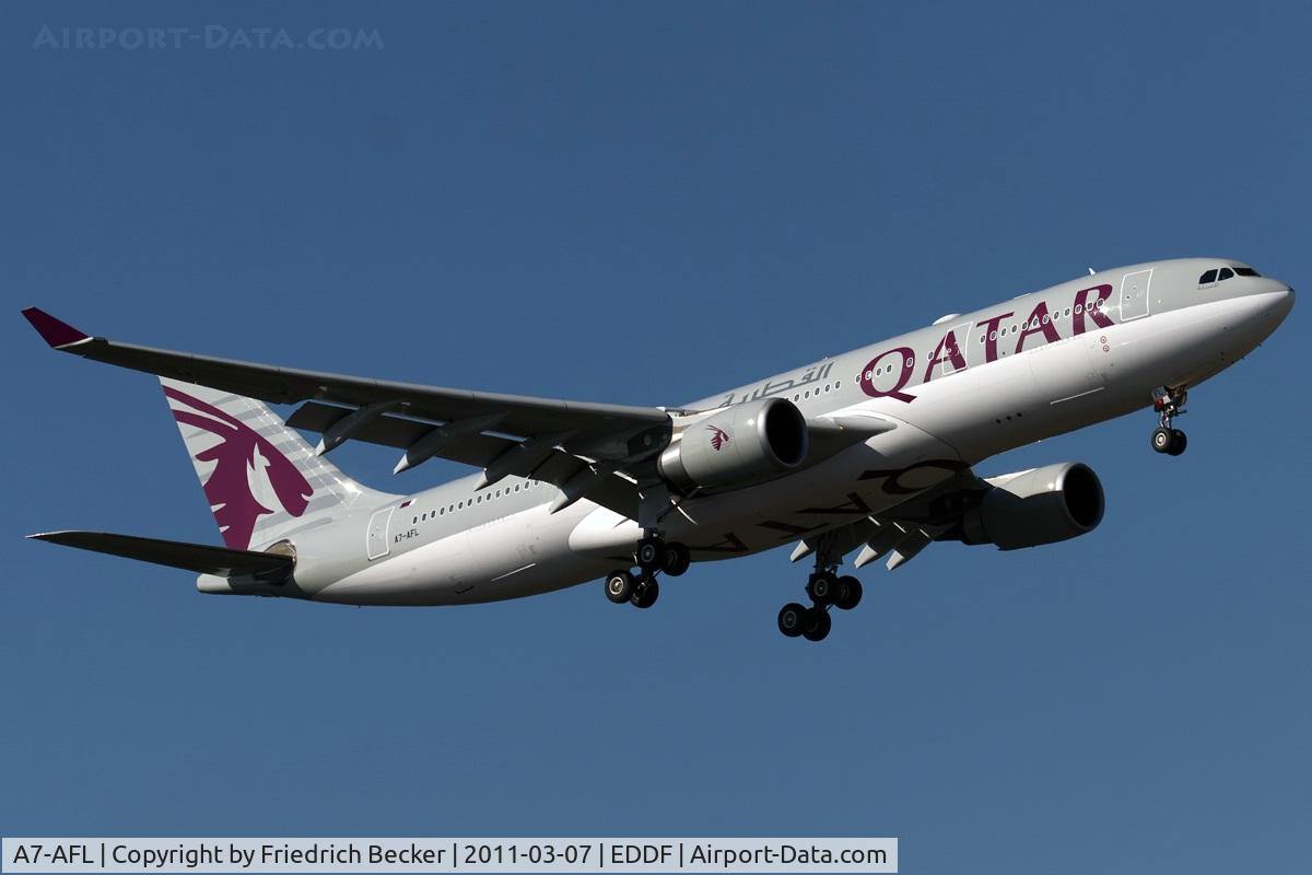 A7-AFL, 2004 Airbus A330-202 C/N 612, on final