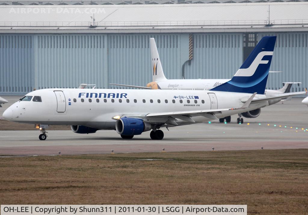 OH-LEE, 2005 Embraer 170LR (ERJ-170-100LR) C/N 17000093, Lining up rwy 05 for departure...