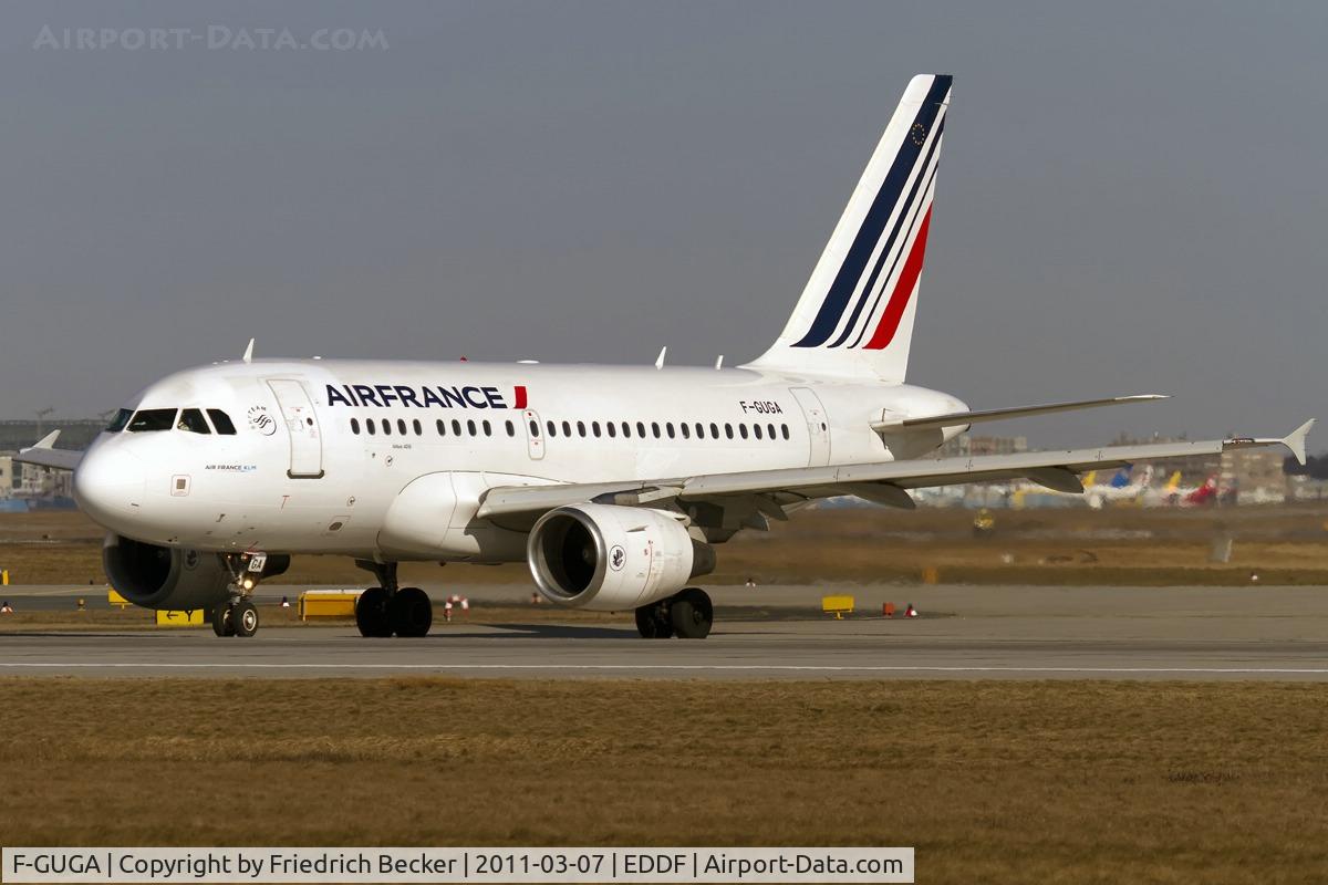 F-GUGA, 2002 Airbus A318-111 C/N 2035, line up