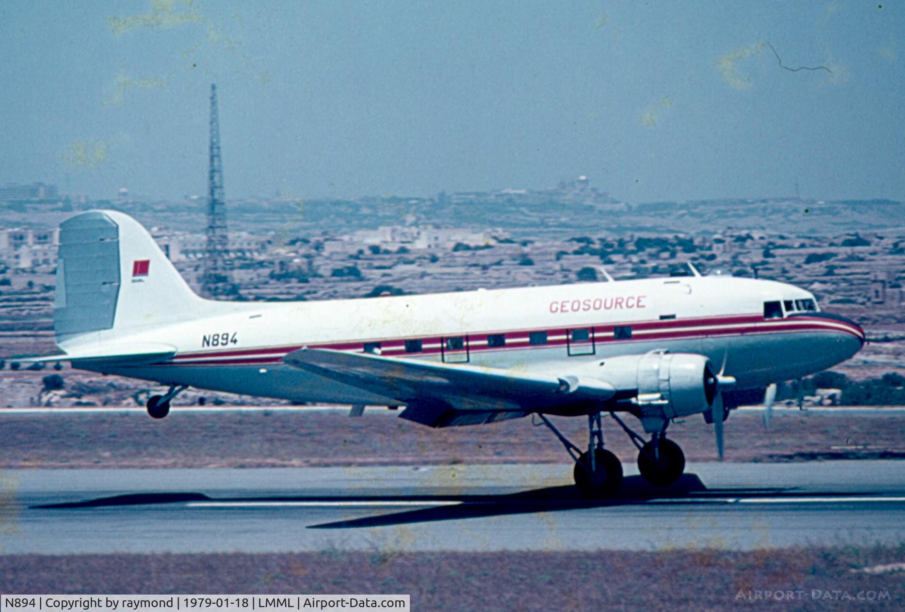 N894, Douglas DC-3 C/N 33203, DC3 N894 Geosource