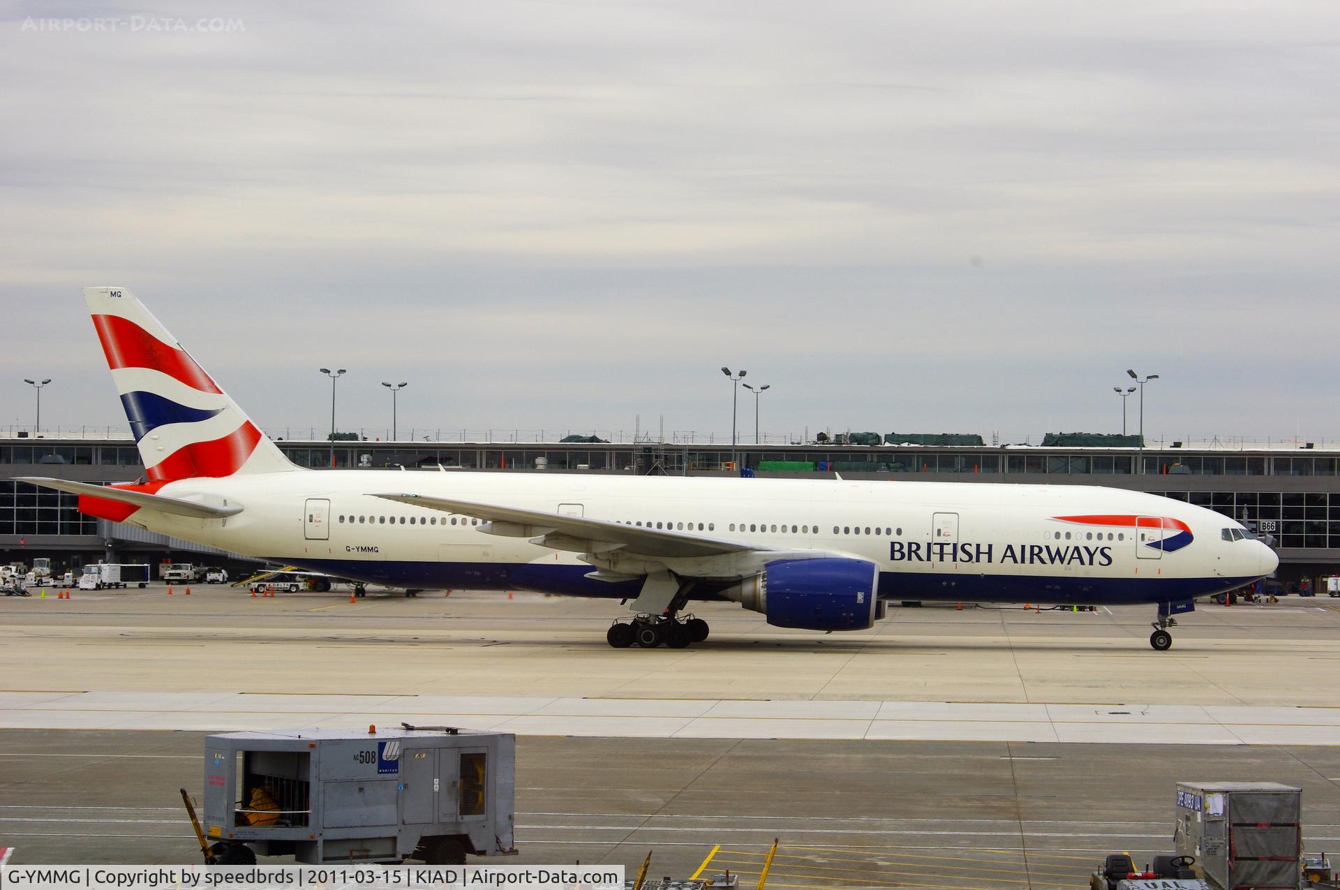 G-YMMG, 2000 Boeing 777-236/ER C/N 30308, British Airways taxiing to gate.