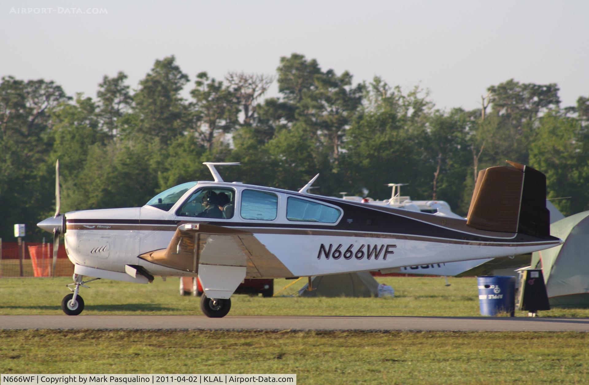 N666WF, 1976 Beech V35B Bonanza C/N D-9885, Beech V35B