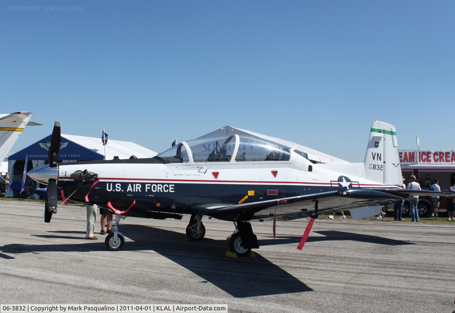 06-3832, 2006 Raytheon T-6A Texan II C/N PT-387, Raytheon T-6A