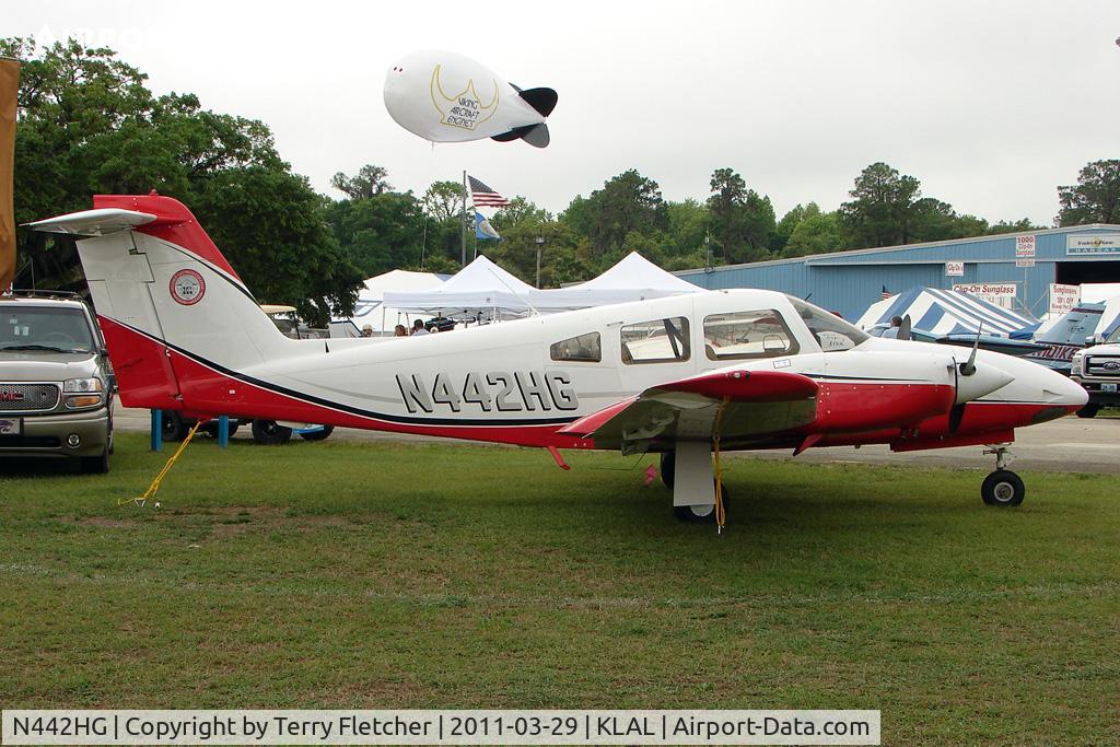 N442HG, 2001 Piper PA-44-180 Seminole C/N 4496056, 2011 Sun n Fun Static Display