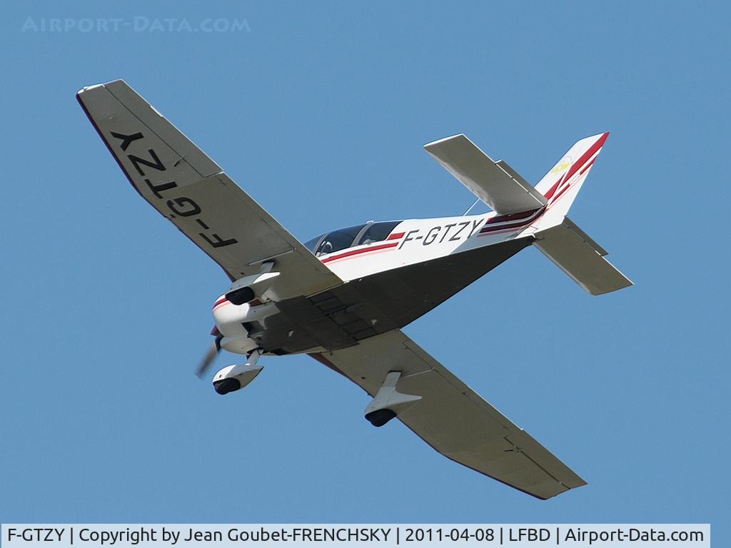 F-GTZY, Robin DR-400-160 Chevalier C/N 2445, verticale terrain
