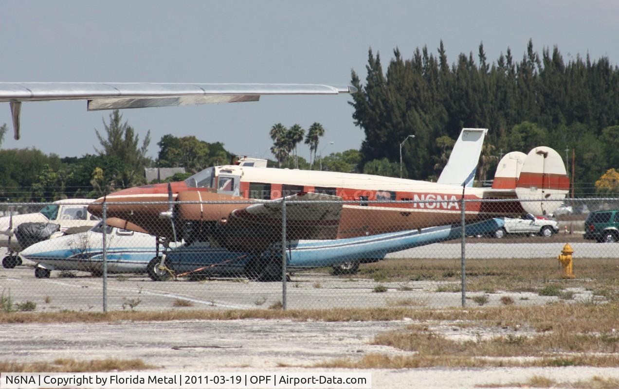 N6NA, 1952 Beech C-45H Expeditor C/N AF-817, C-45H converted to a nose wheel Beech 18