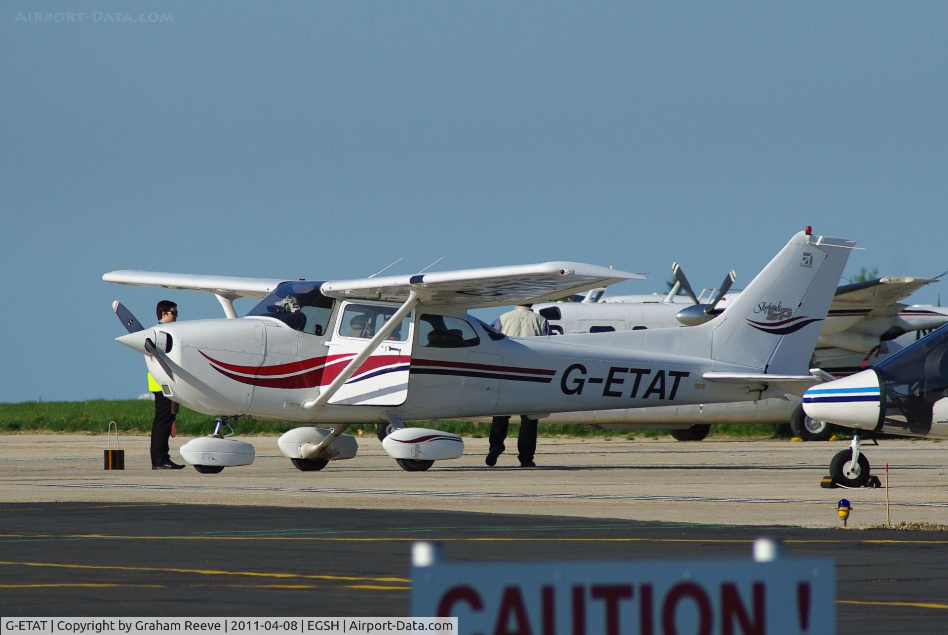 G-ETAT, 2000 Cessna 172S Skyhawk SP C/N 172S8674, Out in the sun.