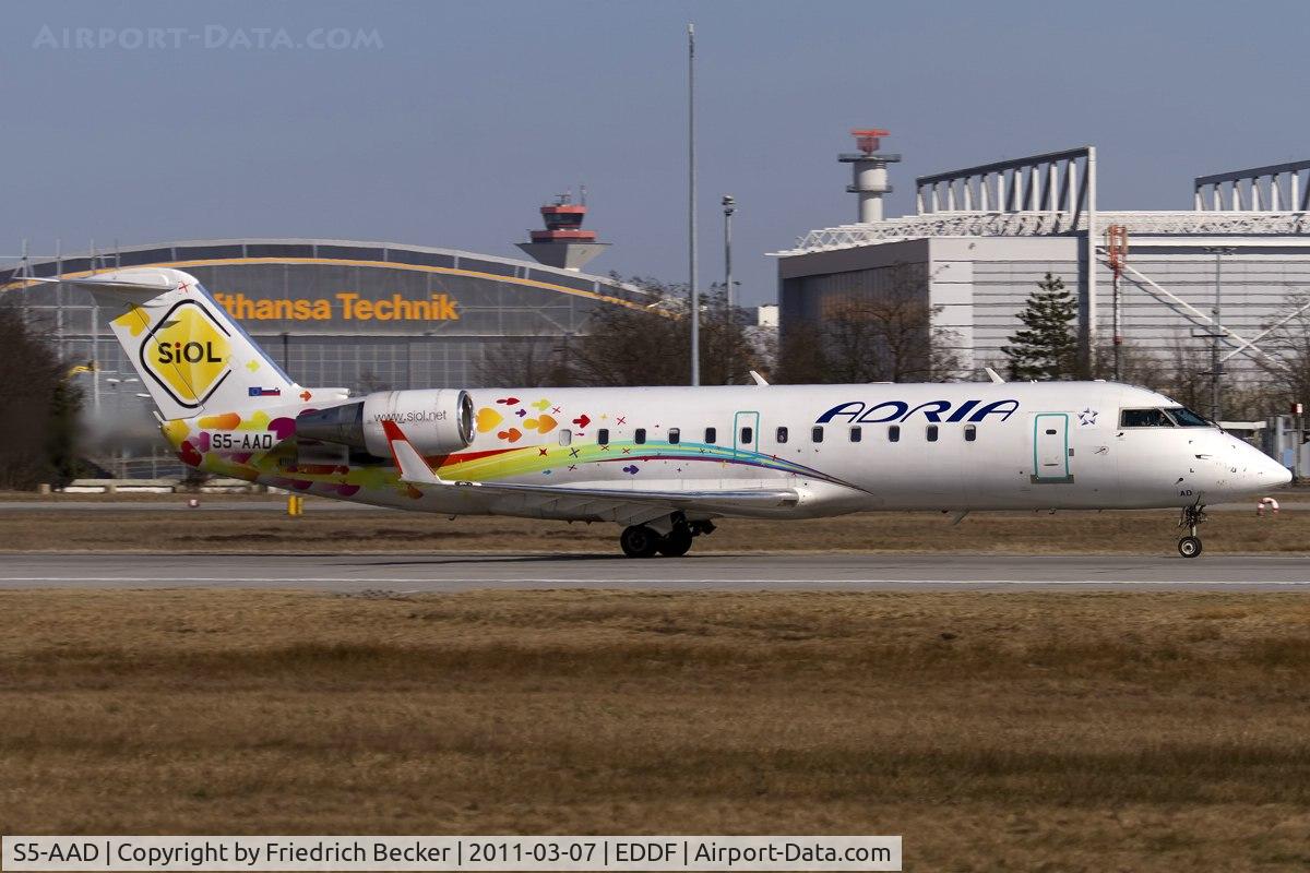 S5-AAD, 1997 Canadair CRJ-200LR (CL-600-2B19) C/N 7166, departure via RW18W