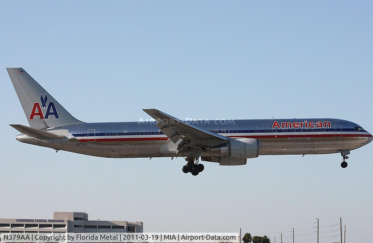 N379AA, 1993 Boeing 767-323/ER C/N 25448, American 767-300