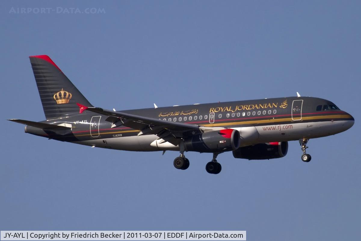JY-AYL, 2008 Airbus A319-132 C/N 3428, on final